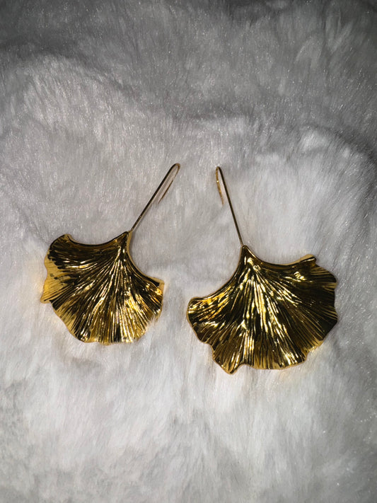 Serena - Golden Petal - Earrings