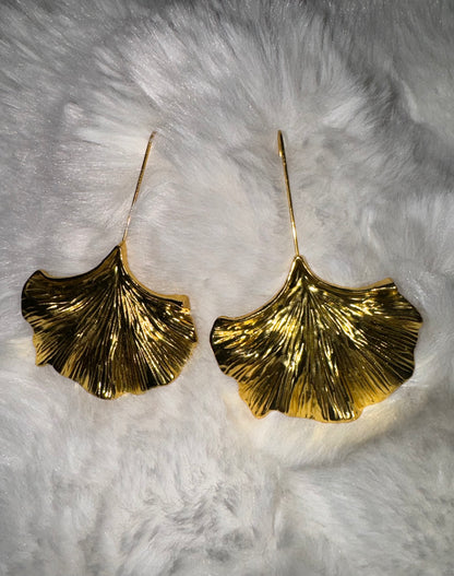 Serena - Golden Petal - Earrings