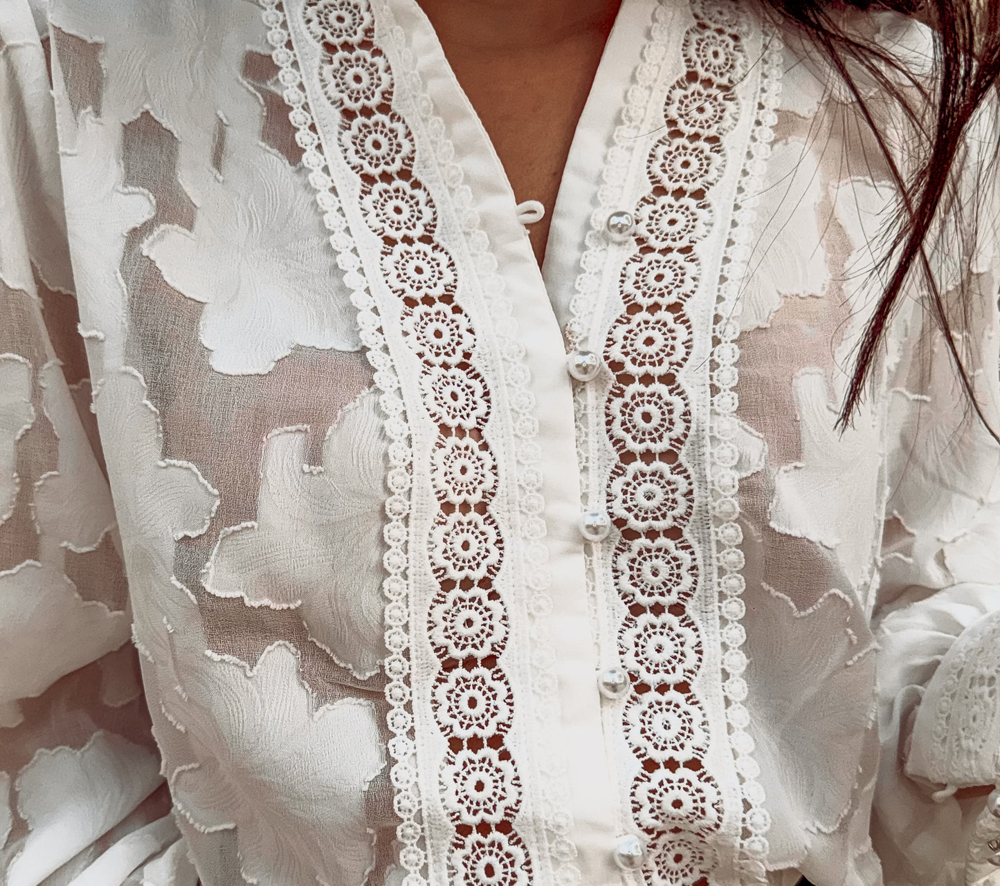 Elizabeth - Shirt - Limited Edition