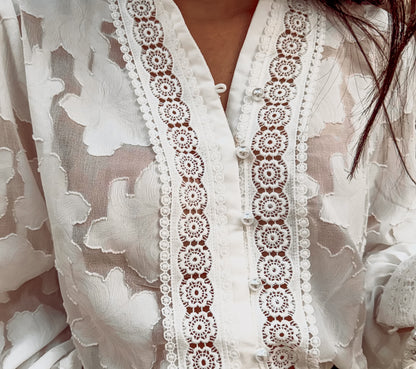Elizabeth - Shirt - Limited Edition