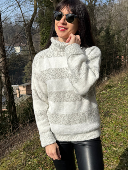 Parisia -Sweater