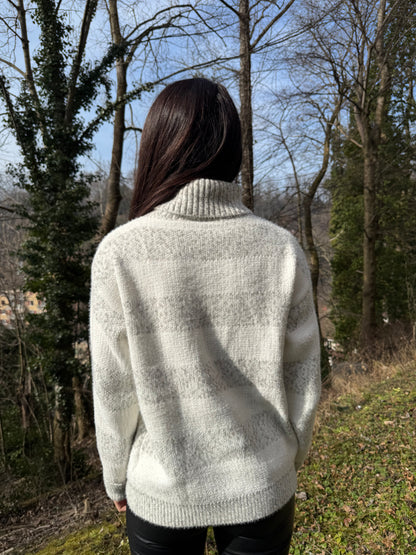 Parisia -Sweater