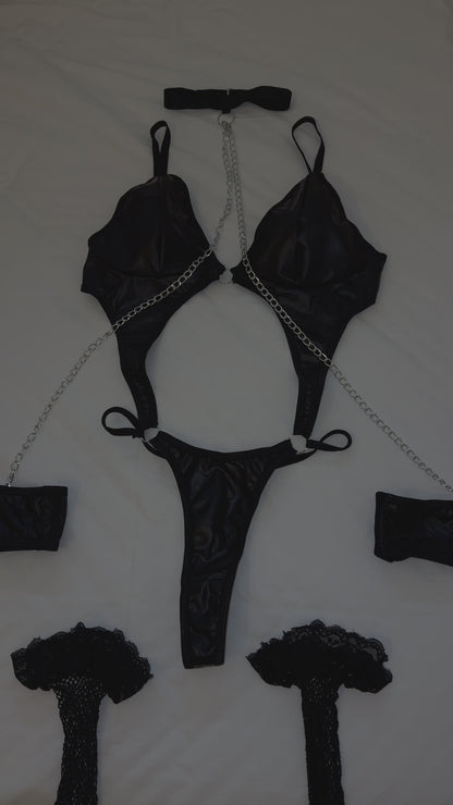 Luxe Temptation - Lingerie