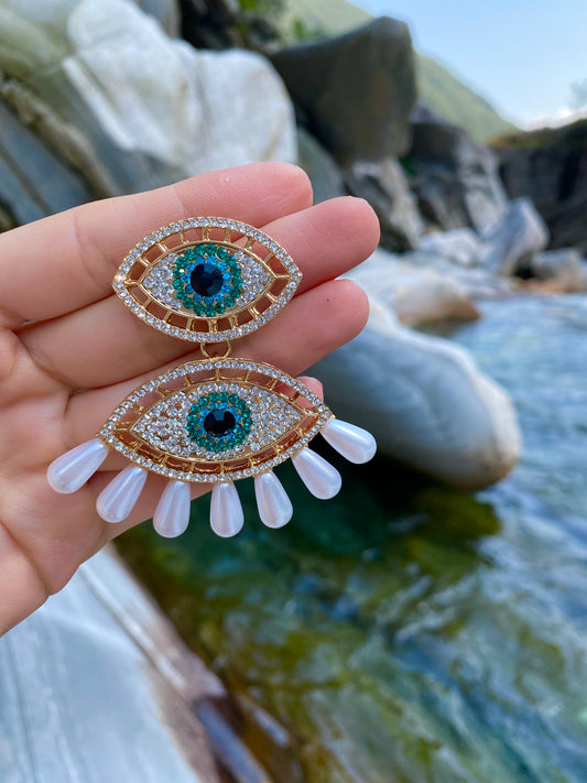 Exotic Chic Glam Green Blue Eyes Earrings